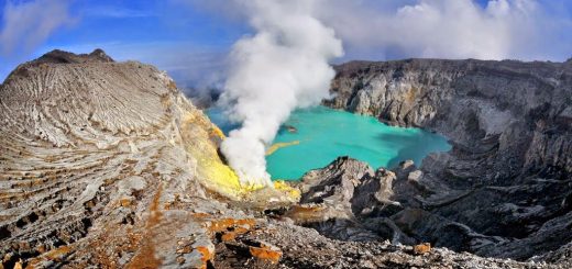 Mount Bromo Ijen Crater Tour Package 3 Days